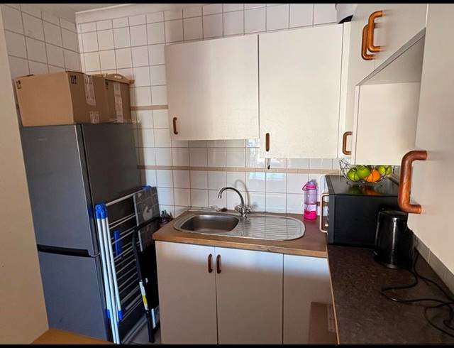 1 BEDROOM APARTMENT FOR SALE IN FISH HOEK